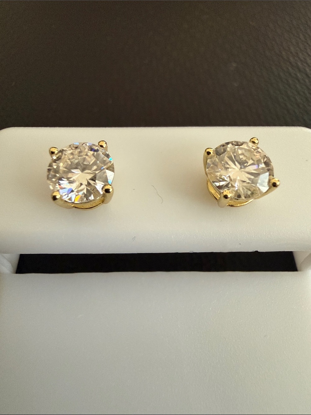 NWT 1.60 CTW Moissanite Sterling Silver Stud Earrings